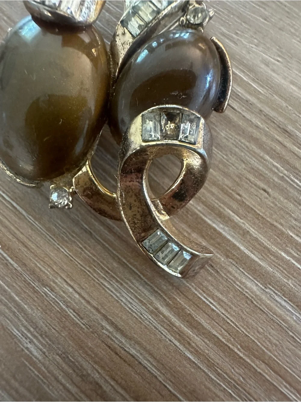 Crown Trifari Rare Caravan Ceylon Brooch 1950